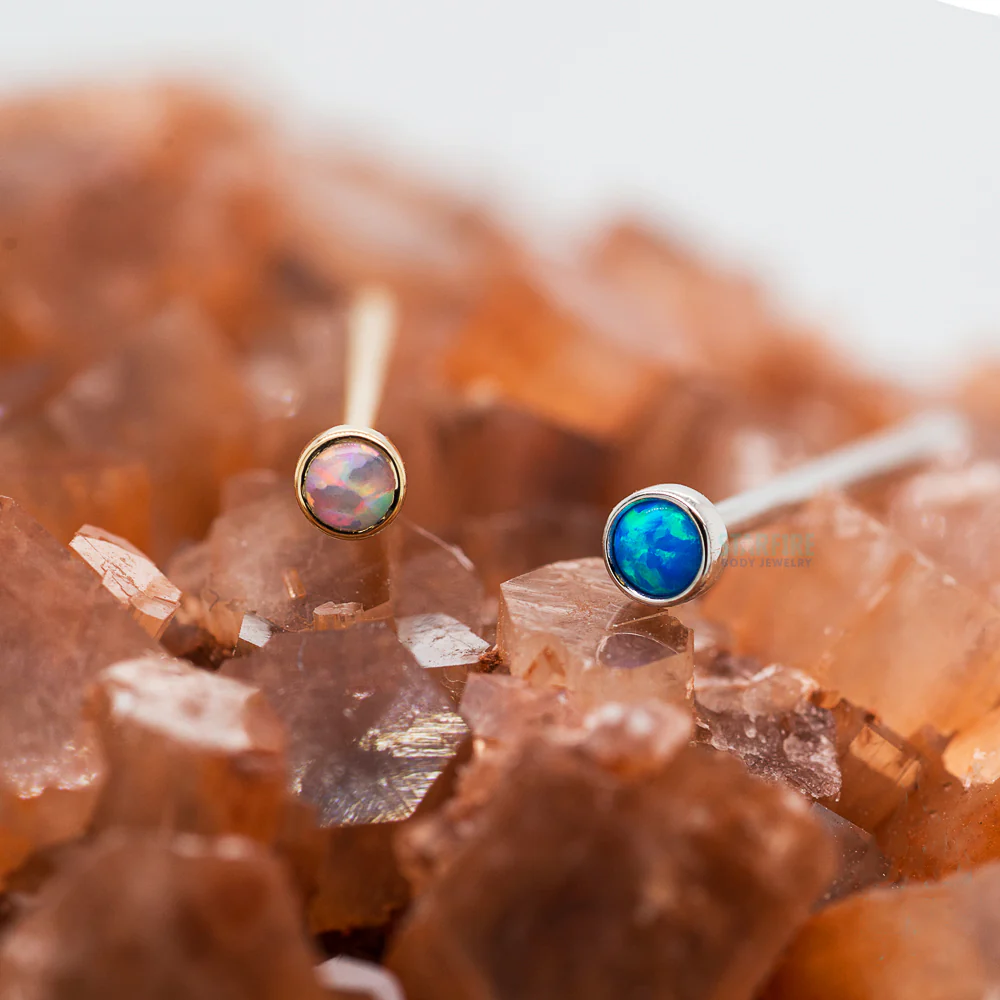 2.5mm Opal in Cup Setting Nostril Screw in Gold - Image 3