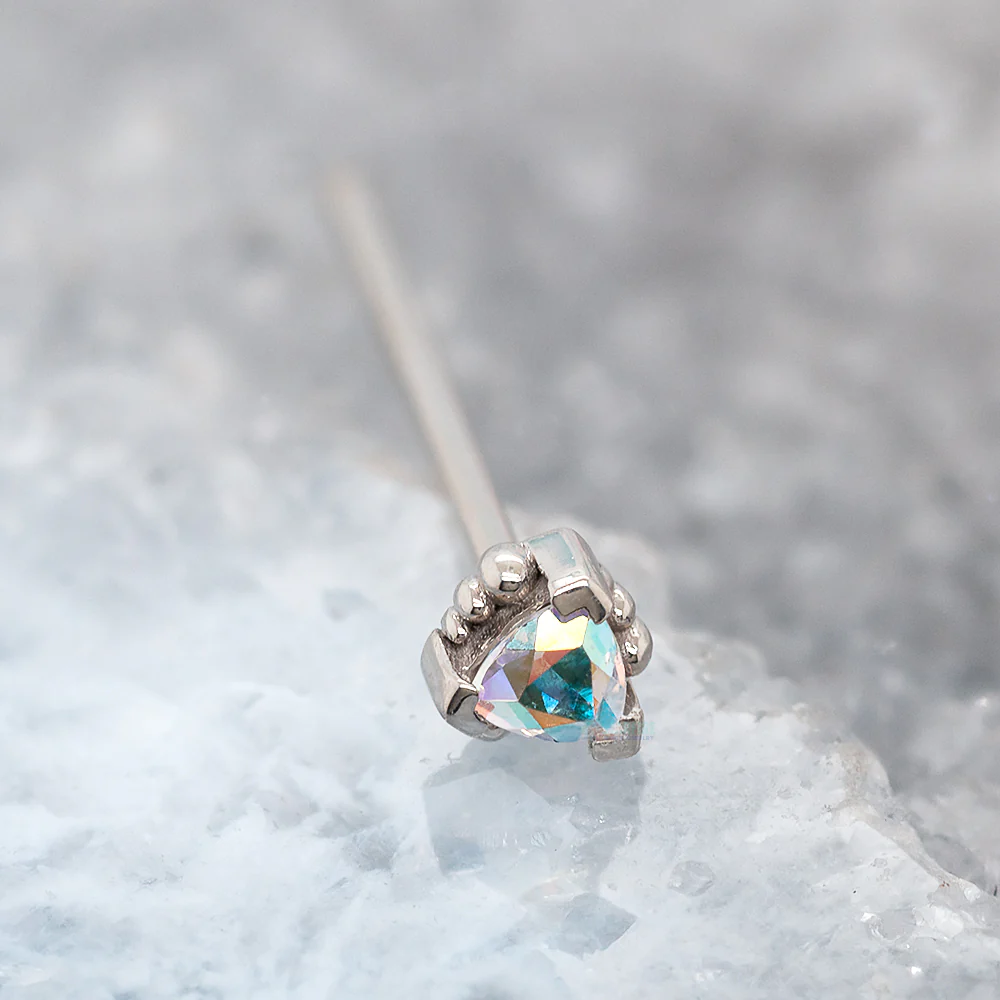 Beaded Trillion Nostril Screw in Gold with Mercury Mist Topaz - Image 2
