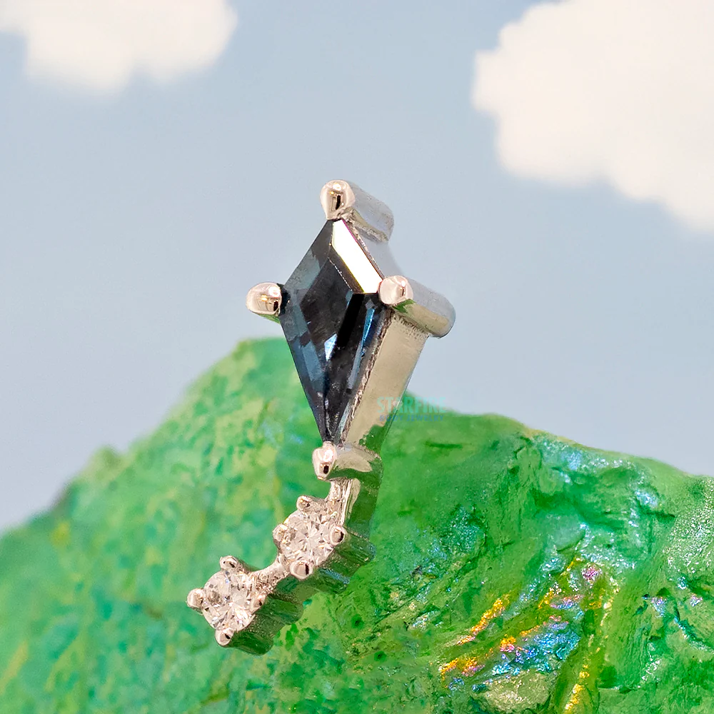 "Aloft" Threaded End in Gold with London Blue Topaz and DIAMONDS - Image 2