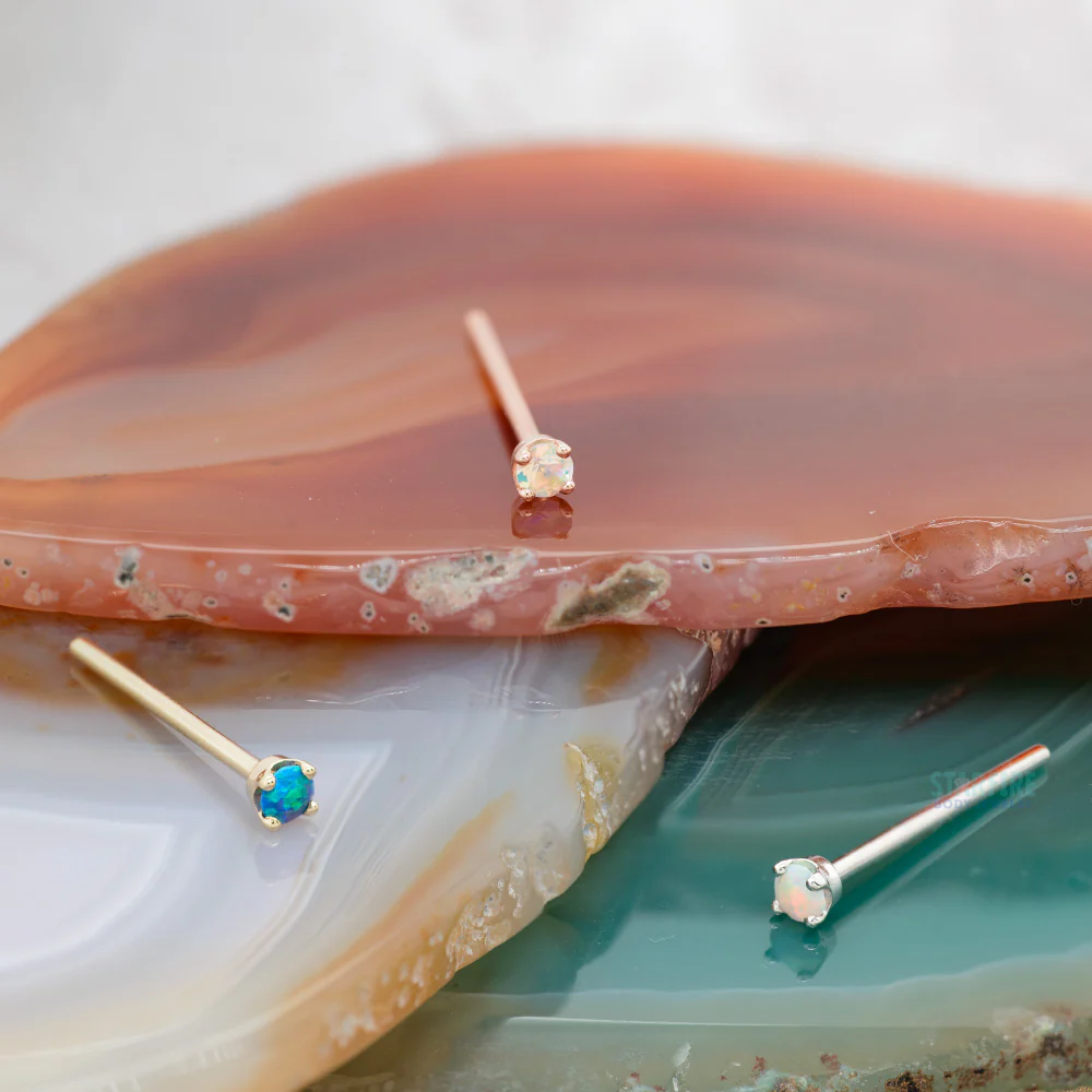 Four Prong Nostril Screw in Gold with Faceted White Opal & Platinum - Image 2