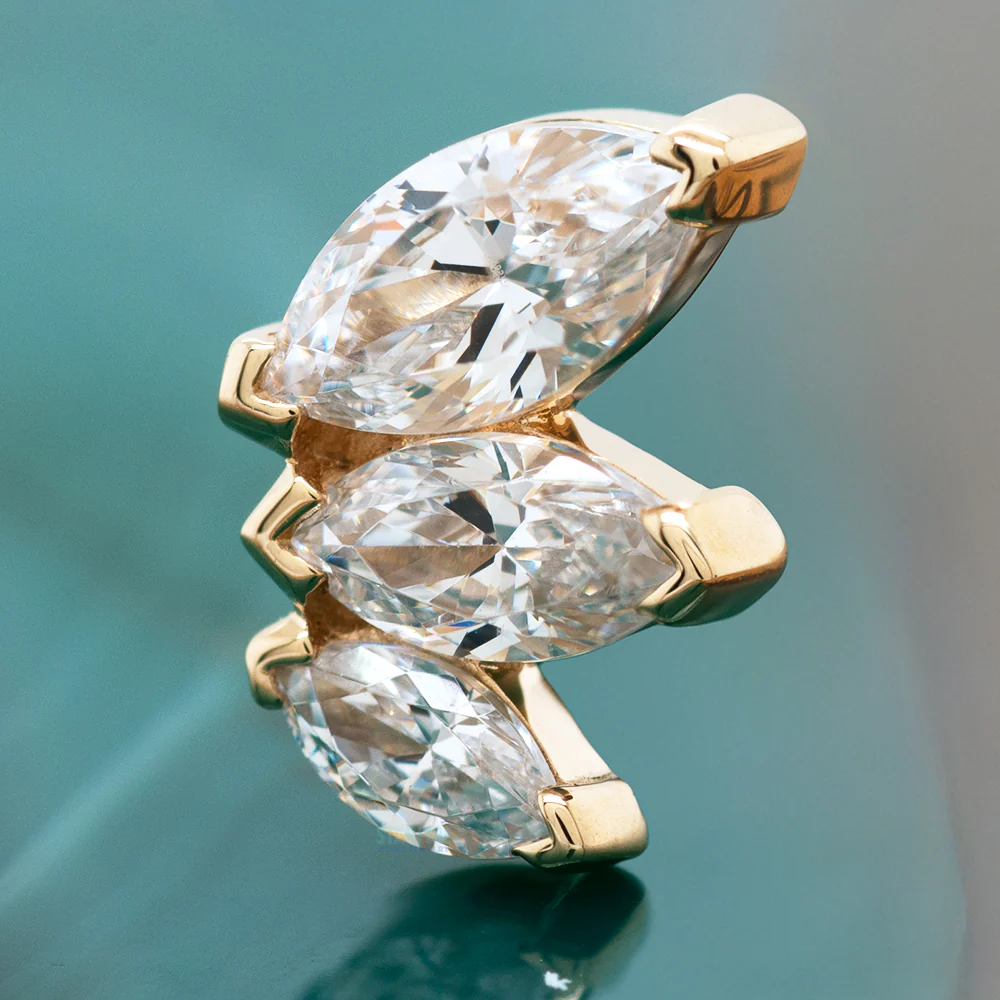 "French Kiss" Large Threaded End in Gold with White CZ's - Image 2