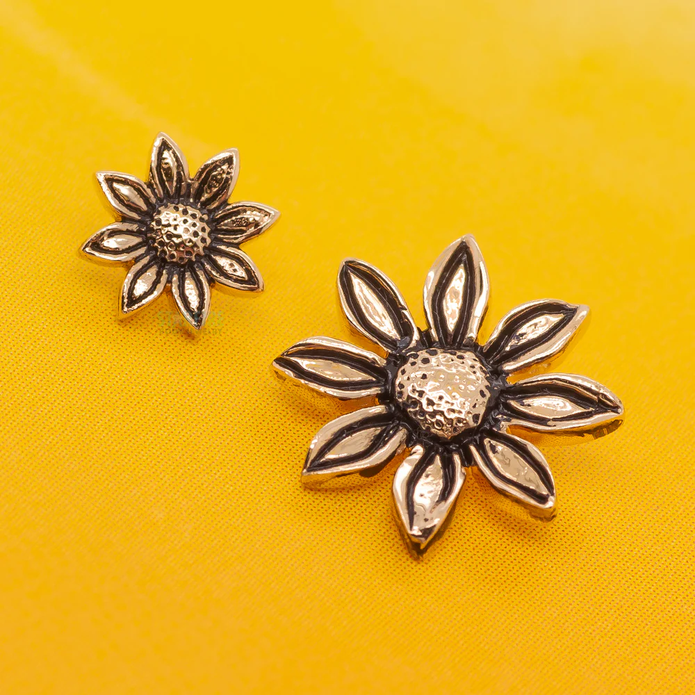 Golden Sunflower Threaded End in Gold - Image 3