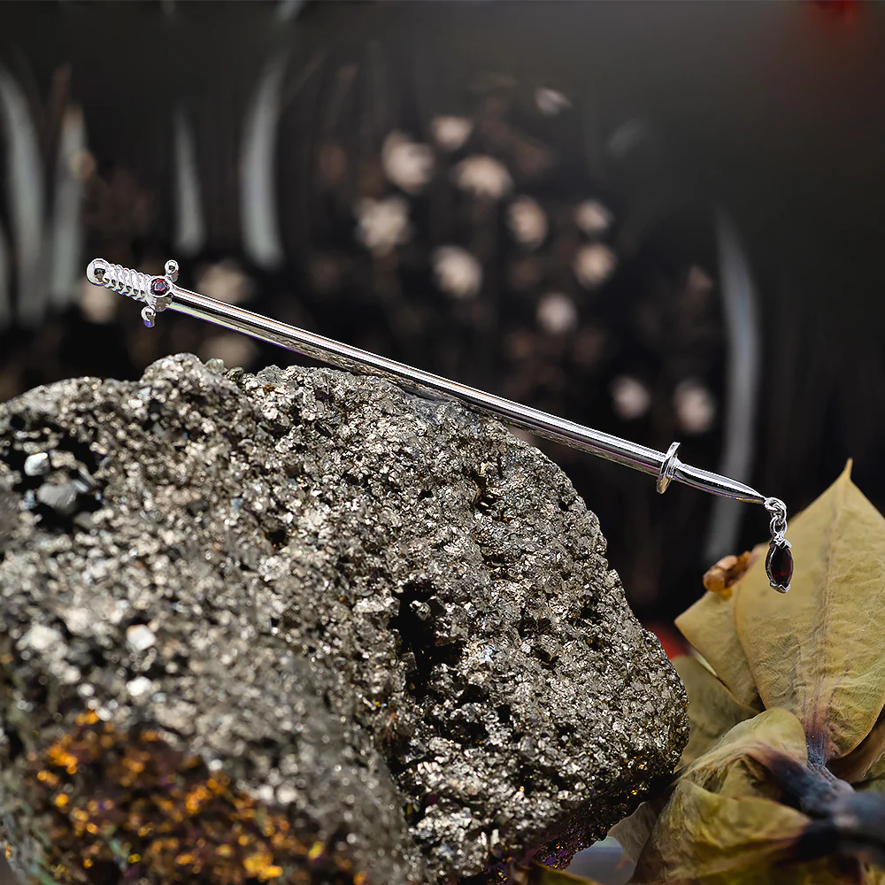 "Kiss of Death" Industrial Barbell in Gold & Platinum with Garnets - Image 2