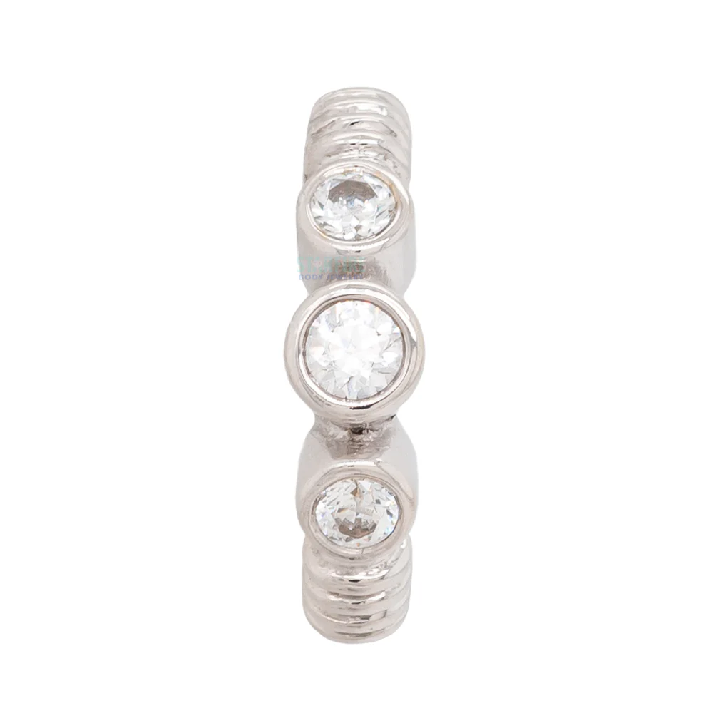 Navel Oriented "Faraway" Seam Ring in Gold with CZ's
