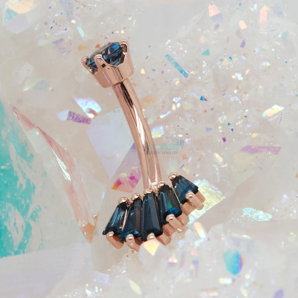 "Oceane 5" Navel Curve in Gold with London Blue Topaz - Image 2