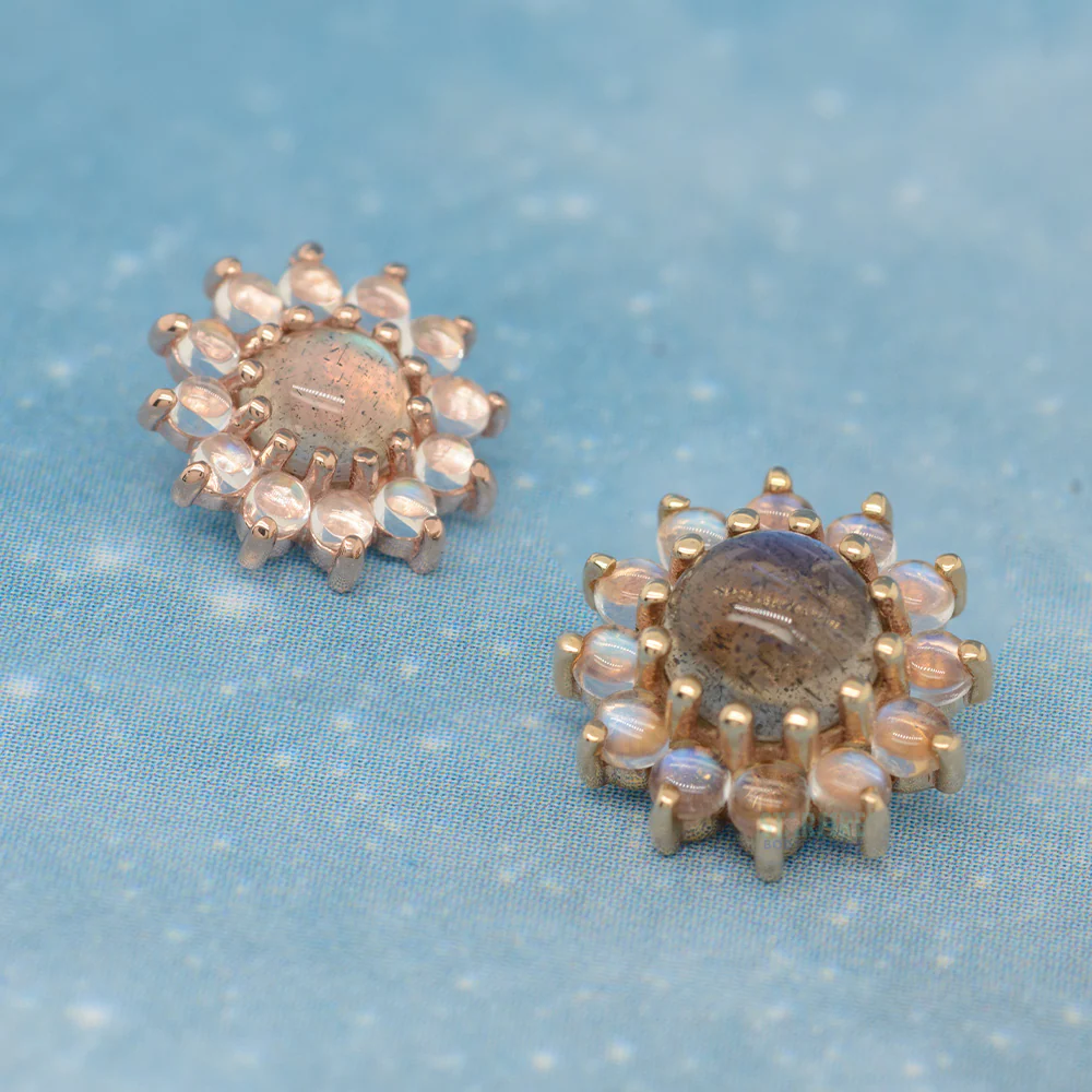 "The Rose" Threaded End in Gold with Labradorite Cabochon center & Rainbow Moonstone petals - Image 2