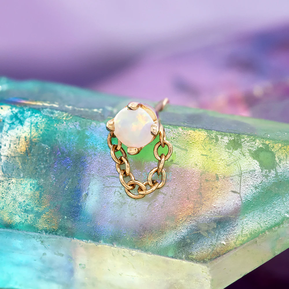 threadless: "Rianna" Pin in Gold with Faceted White Opal - Image 2