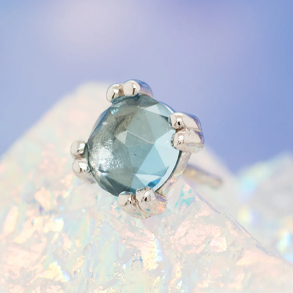 threadless: Rose Cut Aquamarine Cabochon Prong Set Pin in Gold & Platinum - Image 2