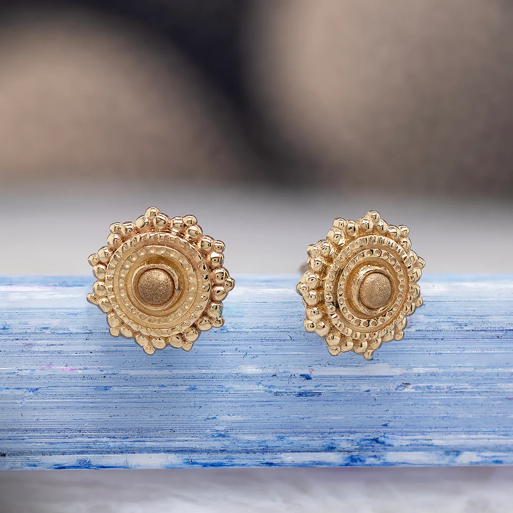 threadless: Round Afghan Pin in Gold with Sandblasted Gold Bead - Image 2