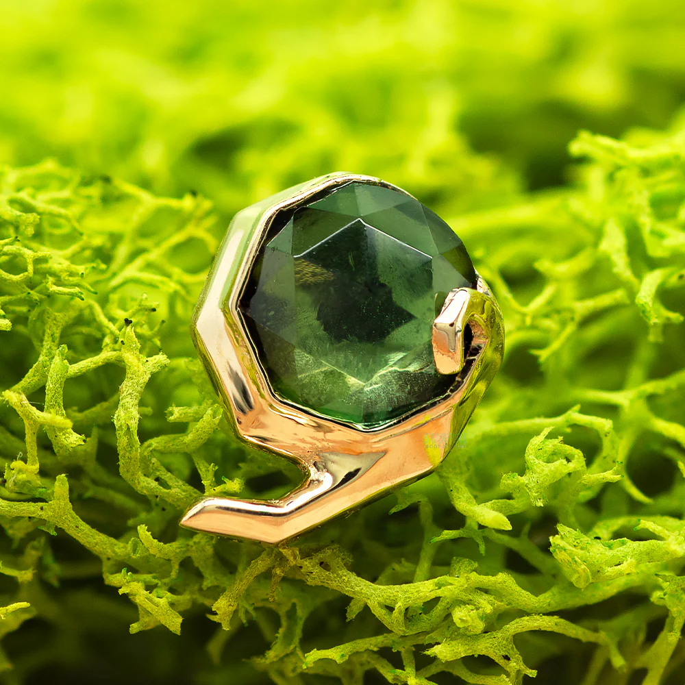 "Spirit of Forest" Threaded End in Gold with Special Rose Cut Green Tourmaline - Image 2