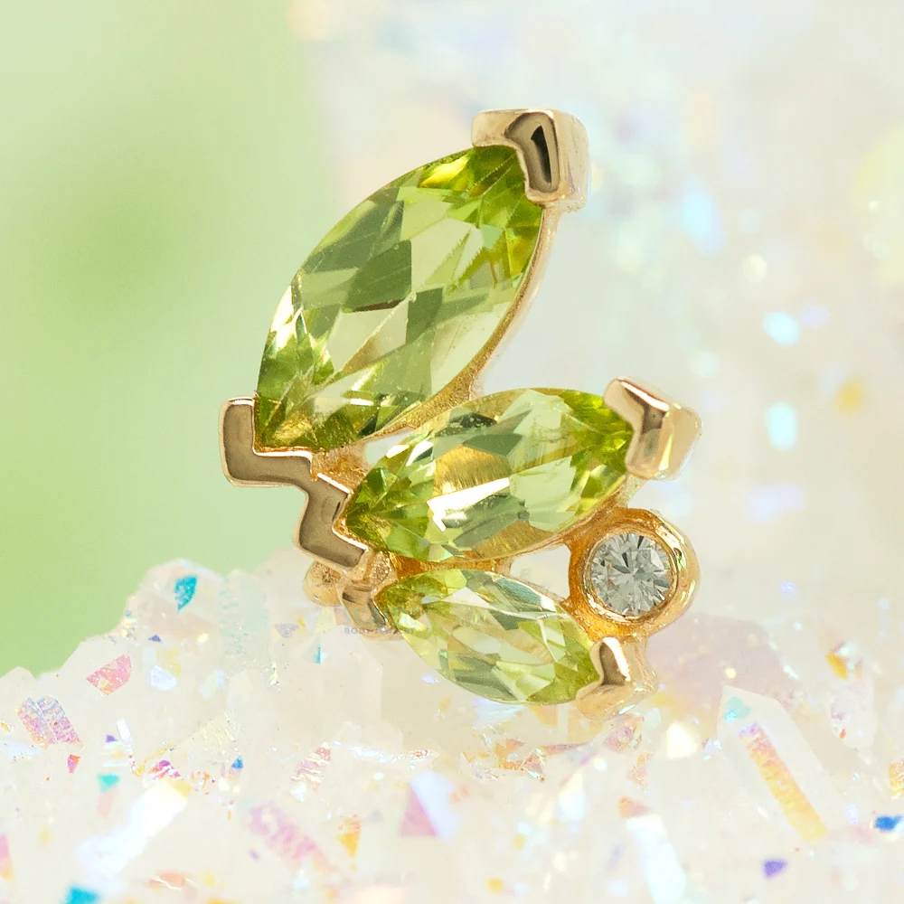 threadless: "Idun" End in Gold with Peridot & White Sapphire - Image 2