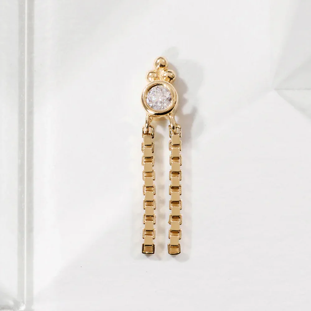 threadless: "Monaco" End with Chains in Gold with Moissanite - Image 2