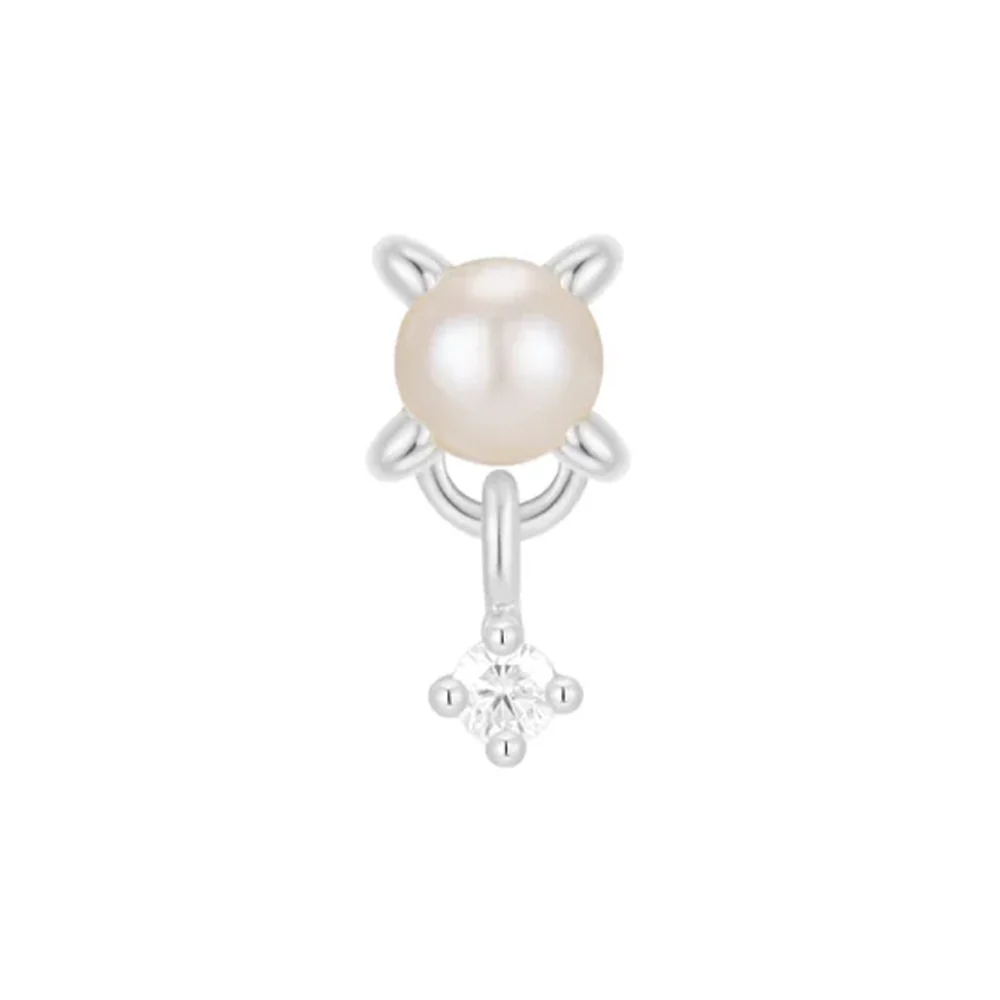 threadless: "Soft Serve" End in Gold with Pearl & Moissanite - Image 4