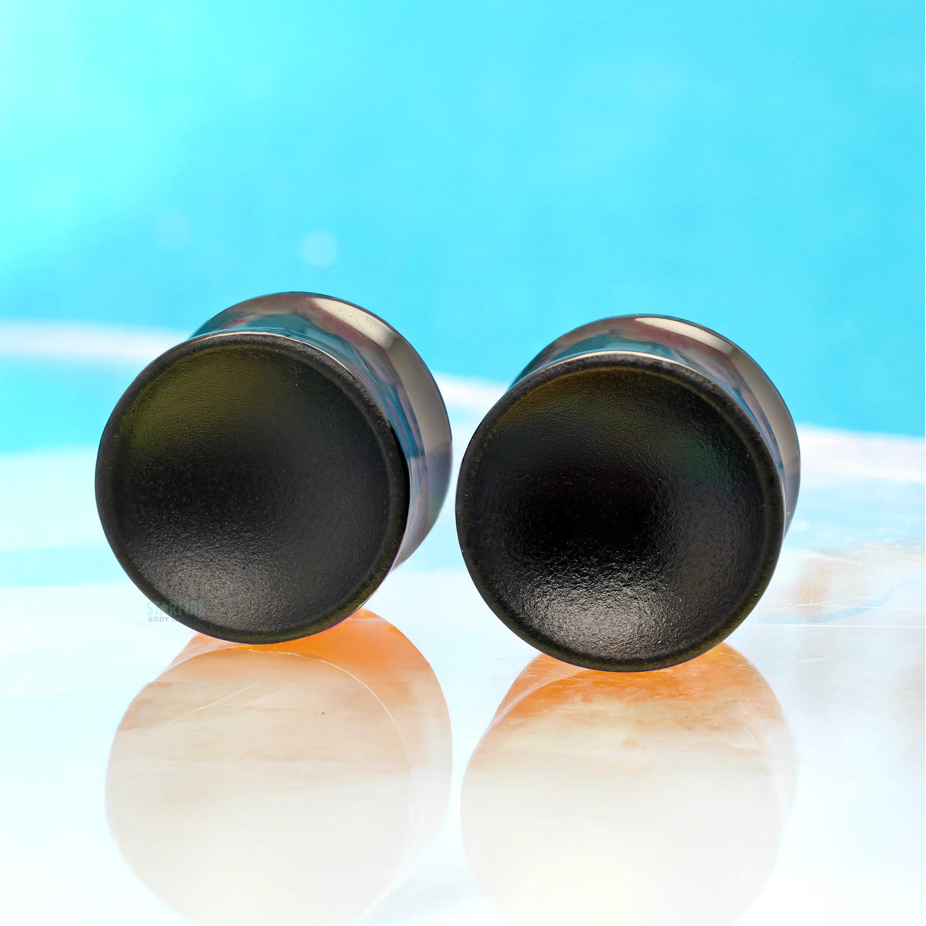 Concave Glass Plugs - Matte Black - Image 2