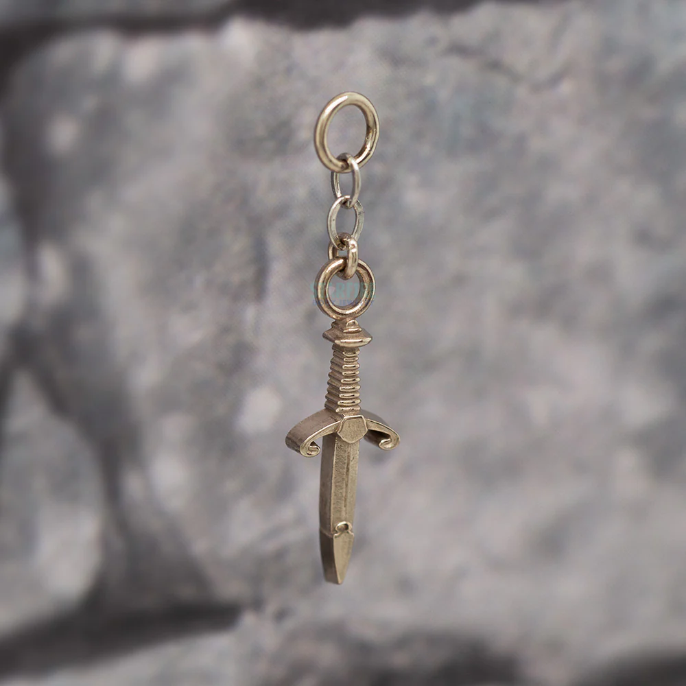 "Back Stabber" Chain Charm in Gold - Image 2