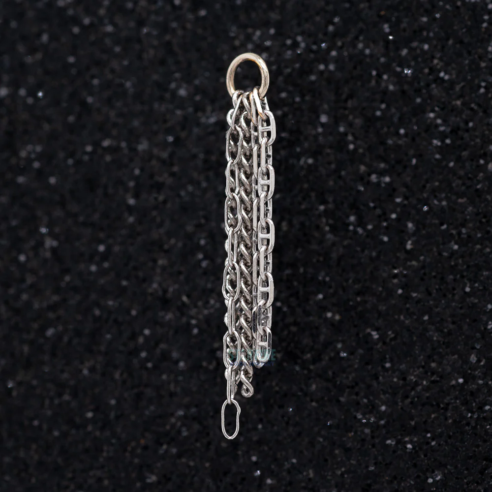 "Caer" Chain Charm in Gold - Image 2