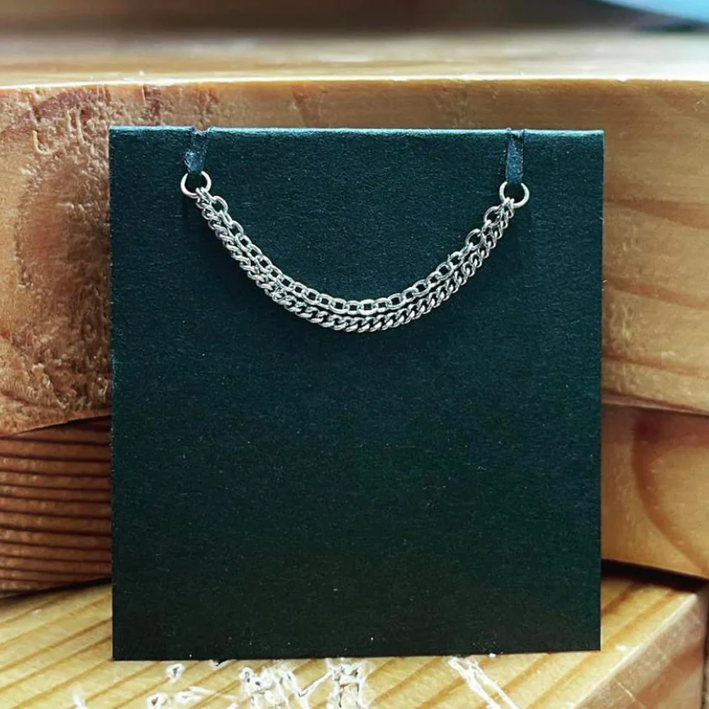 "Close Knit" Chain Attachment in Gold - Image 2