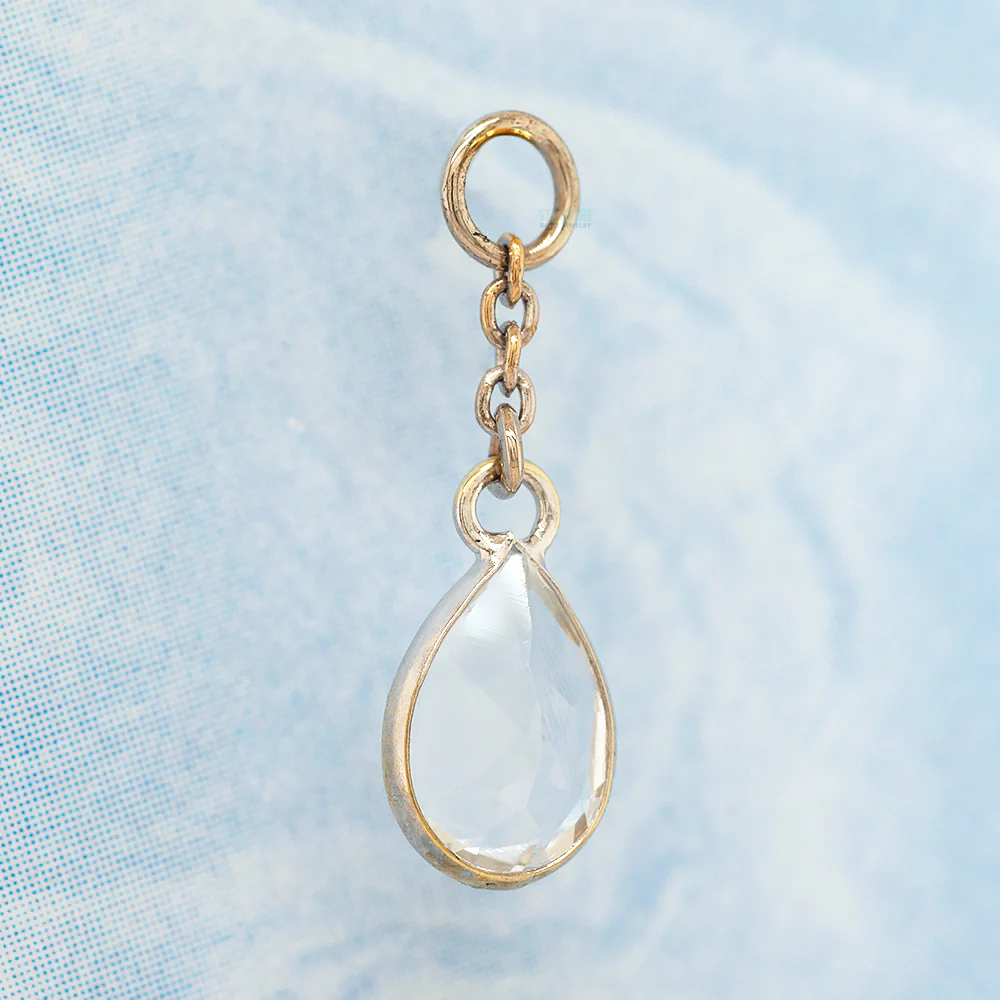 "Fruta" Chain Charm in Gold with Gemstones - Image 2
