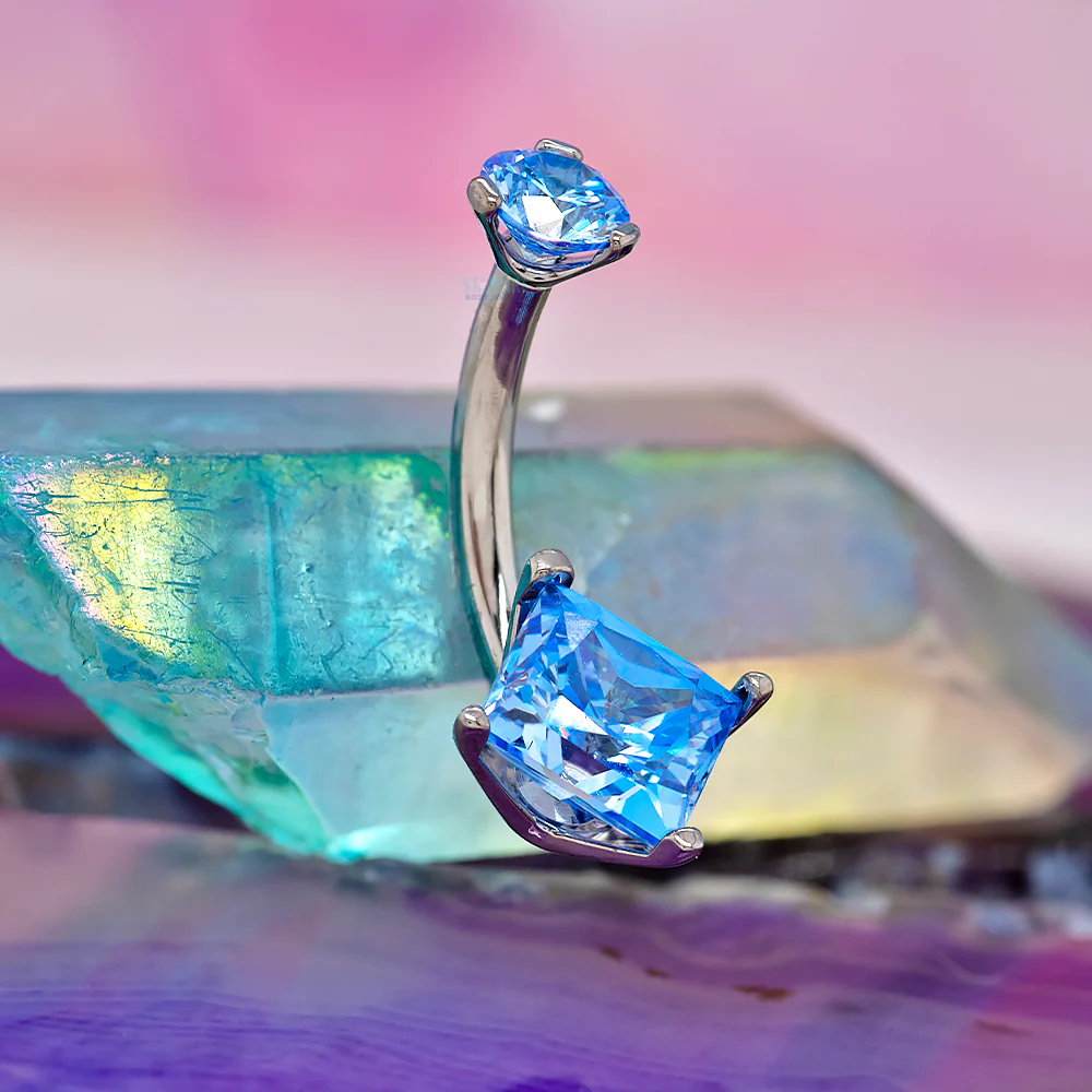 Princess Cut Prong-Set Faceted Gem Navel Curve - Image 2