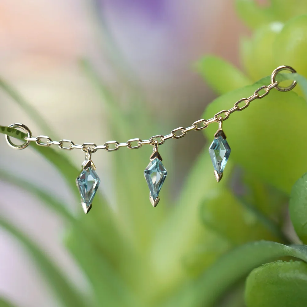 Chain with Dripping Kite Swiss Blue Topaz - Image 2