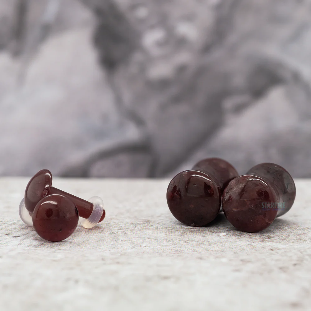 Stone Plugs - Garnet - Image 2