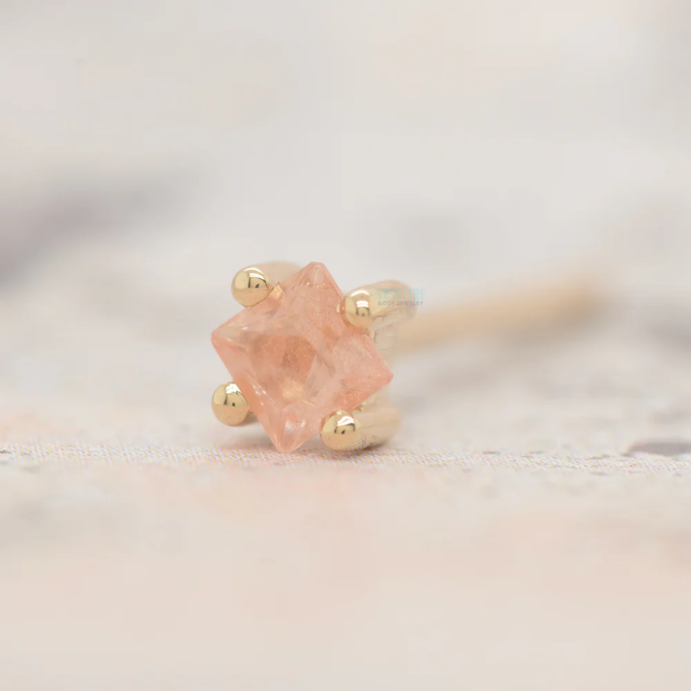 Prong-Set Princess-Cut Oregon Sunstone ON AXIS Nostril Screw in Gold - Image 2
